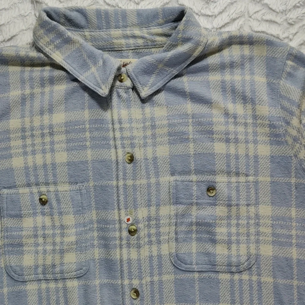 423. Faherty Legend Sweater Shirt | Color: Light Blue/Off-White Plaid - Picture 7 of 9